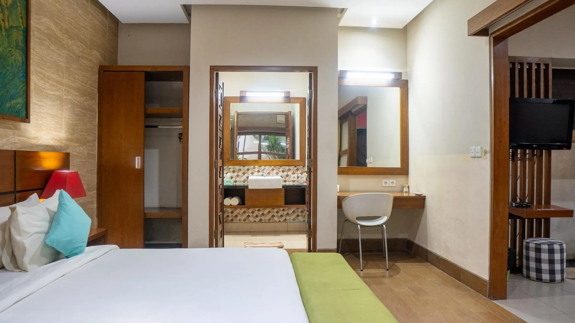 Aparthotel The Green Zhurga Suite Kerobokan